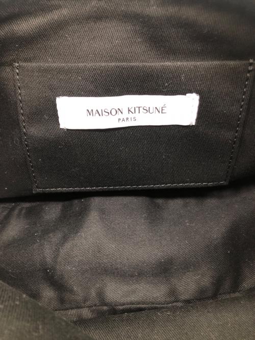 maison kitsune（メゾンキツネ）maison kitsune (メゾンキツネ) DOUBLE BOLD FOX HEAD BUMBAG ブラックの古着・服飾アイテム