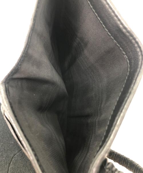 MIU MIU（ミュウミュウ）MIU MIU (ミュウミュウ) 2つ折り財布 ブラックの古着・服飾アイテム