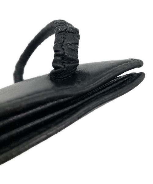 MIU MIU（ミュウミュウ）MIU MIU (ミュウミュウ) 2つ折り財布 ブラックの古着・服飾アイテム