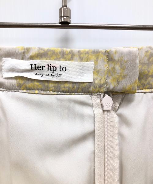 HER LIP TO（ハーリップトゥ）HER LIP TO (ハーリップトゥ) Pleated Chiffon Long Skirt ホワイト×イエロー サイズ:SIZE M 未使用品の古着・服飾アイテム