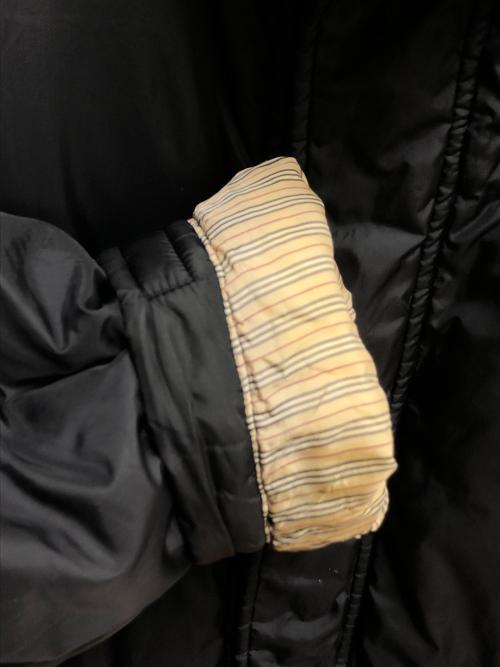 BURBERRY BLACK LABEL（バーバリーブラックレーベル）BURBERRY BLACK LABEL (バーバリーブラックレーベル) ダウンジャケット ブラック サイズ:SIZE Mの古着・服飾アイテム