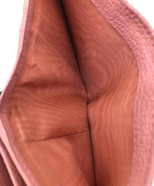 MIU MIU（ミュウミュウ）MIU MIU (ミュウミュウ) 2つ折り財布 ピンクの古着・服飾アイテム