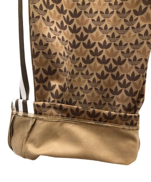 adidas（アディダス）adidas (アディダス) ファイヤーバード クラシック モノトラックパンツ ブラウン×ホワイト サイズ:SIZE 2XLの古着・服飾アイテム