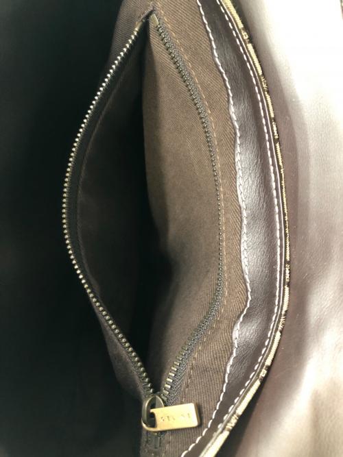 CELINE（セリーヌ）CELINE (セリーヌ) マカダム　ハンドバッグ ベージュ×ブラウンの古着・服飾アイテム