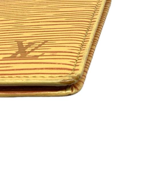 LOUIS VUITTON（ルイ ヴィトン）LOUIS VUITTON (ルイ ヴィトン) エピ ポルトカルト2 ヴェルティカル パスケース イエローの古着・服飾アイテム