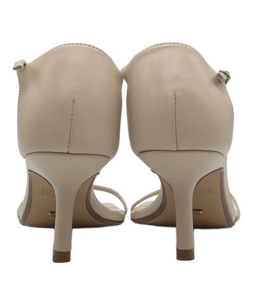 TONY BIANCO（トニービアンコ）TONY BIANCO (トニービアンコ) ストラップサンダル ベージュ サイズ:SIZE 8の古着・服飾アイテム