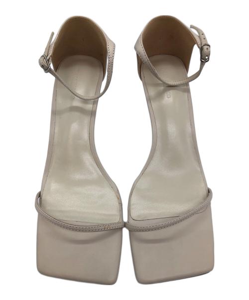 TONY BIANCO（トニービアンコ）TONY BIANCO (トニービアンコ) ストラップサンダル ベージュ サイズ:SIZE 8の古着・服飾アイテム