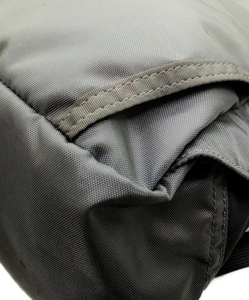 BRIEFING（ブリーフィング）BRIEFING (ブリーフィング) BEAUTY&YOUTH UNITED ARROWS (ビューティーアンドユースユナイテッドアローズ) 2WAYバックパック グレーの古着・服飾アイテム