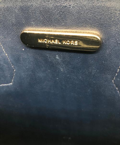 MICHAEL KORS（マイケル・コース）MICHAEL KORS (マイケルコース) フラワーモチーフ　2WAYバッグ ネイビーの古着・服飾アイテム