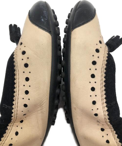 TOD'S（トッズ）TOD'S (トッズ) バレエパンプス ベージュ×ブラック サイズ:SIZE 23cmの古着・服飾アイテム