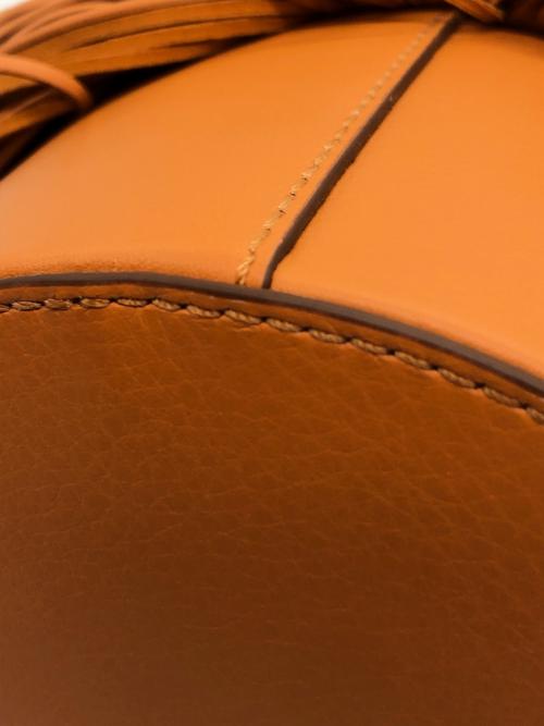 J&M DAVIDSON（ジェイ＆エム デヴィッドソン）J&M DAVIDSON (ジェイ＆エム デヴィッドソン) ショルダーバッグ オレンジの古着・服飾アイテム