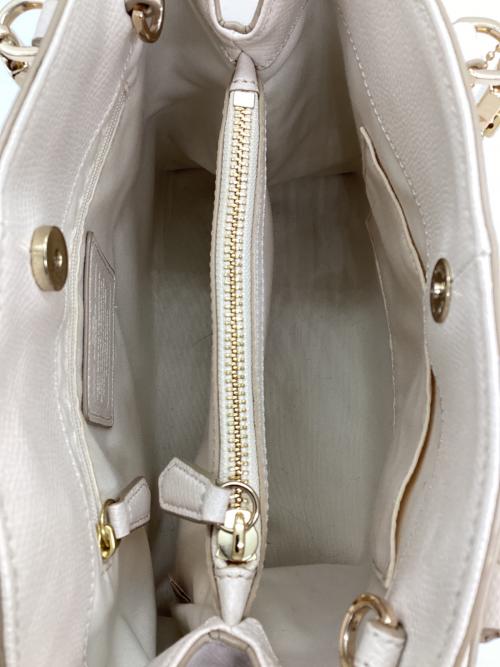 COACH（コーチ）COACH (コーチ) 2WAYバッグ アイボリーの古着・服飾アイテム