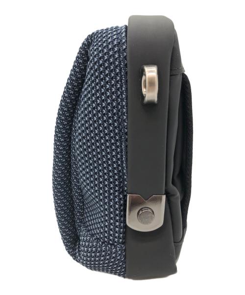 Artphere（アートフィアー）Artphere (アートフィアー) Tondo　クアトロショルダー ネイビー×ブラックの古着・服飾アイテム