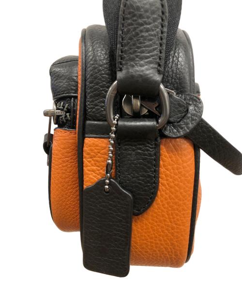 COACH（コーチ）COACH (コーチ) ショルダーバッグ オレンジ×ブラックの古着・服飾アイテム