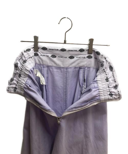 FRAY ID（フレイ アイディー）FRAY ID (フレイ アイディー) Dickies (ディッキーズ) ベルトフレアスカート パープル サイズ:SIZE 0の古着・服飾アイテム