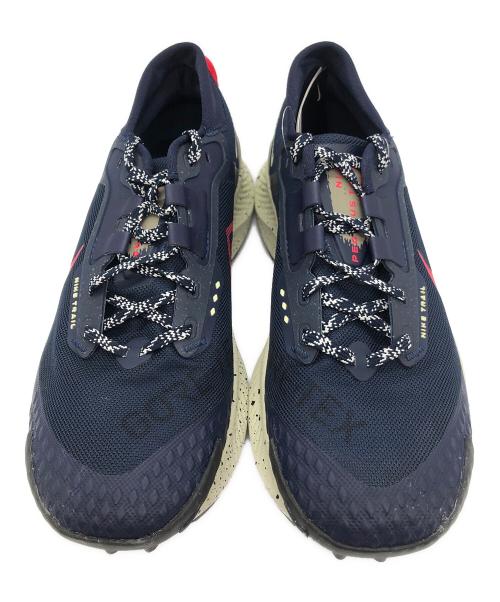 NIKE（ナイキ）NIKE (ナイキ) ペガサストレイル 3 ゴアテックス オブシディアン ネイビー×レッド サイズ:SIZE 28cm 未使用品の古着・服飾アイテム