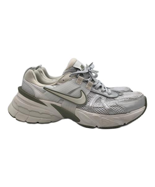 NIKE（ナイキ）NIKE (ナイキ) V2K RUN（V2K ラン） グレー サイズ:SIZE 24.5cmの古着・服飾アイテム