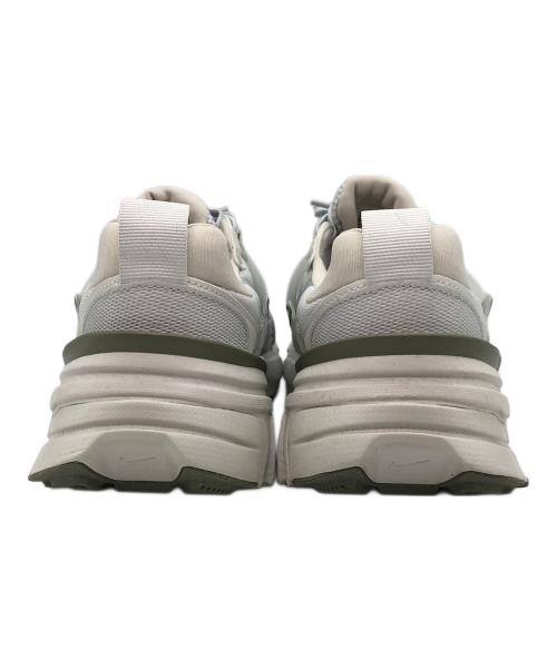 NIKE（ナイキ）NIKE (ナイキ) V2K RUN（V2K ラン） グレー サイズ:SIZE 24.5cmの古着・服飾アイテム
