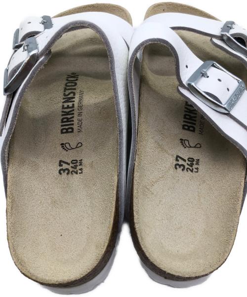 BIRKENSTOCK（ビルケンシュトック）BIRKENSTOCK (ビルケンシュトック) アリゾナ　サンダル ホワイト サイズ:SIZE 24cmの古着・服飾アイテム
