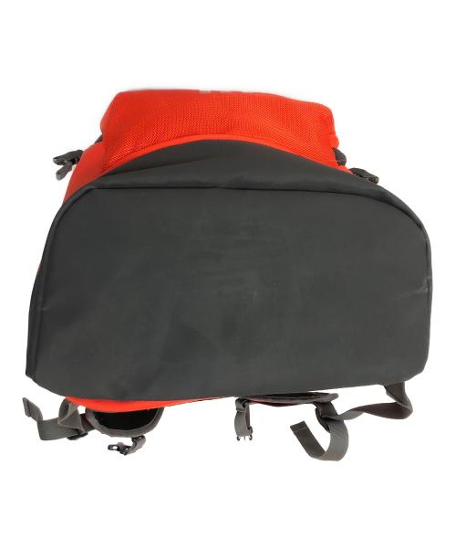 adidas（アディダス）adidas (アディダス) バックパック レッドの古着・服飾アイテム