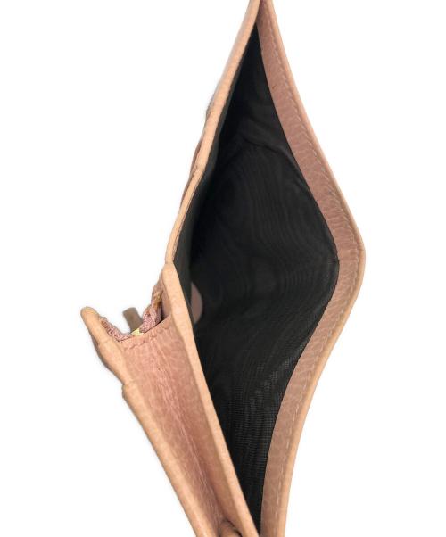 GUCCI（グッチ）GUCCI (グッチ) 2つ折り財布 ピンクの古着・服飾アイテム