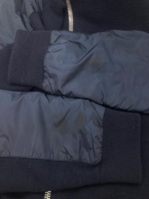 PRADA（プラダ）PRADA (プラダ) ニット切り替えナイロンジャケットパーカー ダウンジャケット ネイビー サイズ:SIZE 52の古着・服飾アイテム