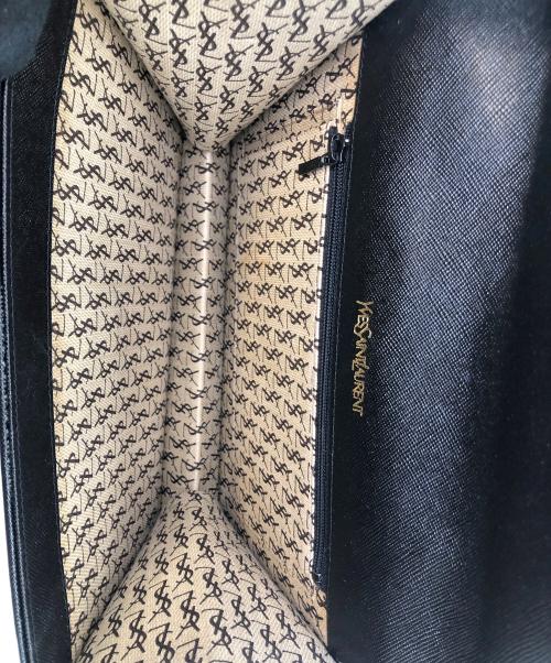 Yves Saint Laurent（イヴサンローラン）Yves Saint Laurent (イヴサンローラン) クラッチバッグ ブラックの古着・服飾アイテム