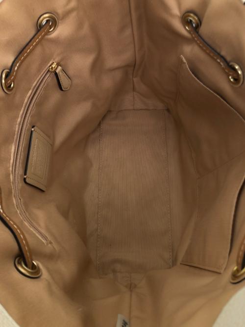 COACH（コーチ）COACH (コーチ) アンディ トート トートバッグ アイボリーの古着・服飾アイテム