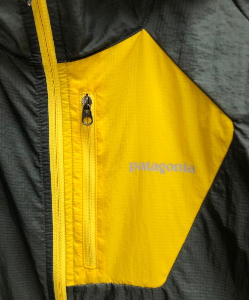 Patagonia（パタゴニア）Patagonia (パタゴニア) マウンテンパーカー グリーン×イエロー サイズ:SIZE S 未使用品の古着・服飾アイテム