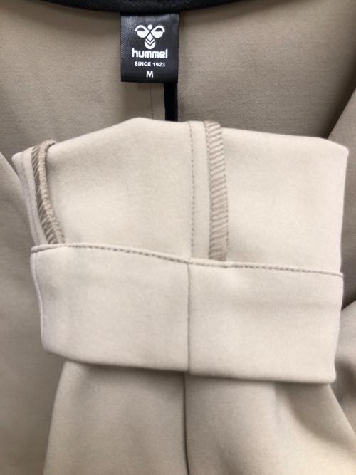 hummel（ヒュンメル）hummel (ヒュンメル) ノーカラージャケット ベージュ サイズ:SIZE Mの古着・服飾アイテム