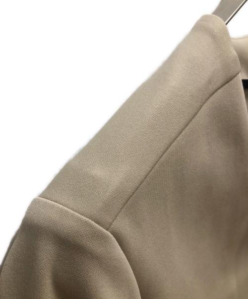 hummel（ヒュンメル）hummel (ヒュンメル) ノーカラージャケット ベージュ サイズ:SIZE Mの古着・服飾アイテム