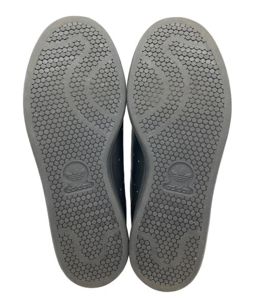 adidas（アディダス）adidas (アディダス) STAN SMITH ローカットスニーカー ブラック サイズ:SIZE 28cmの古着・服飾アイテム