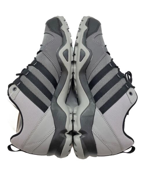 adidas（アディダス）adidas (アディダス) TERREX AX2R スニーカー グレー サイズ:SIZE 27.5cmの古着・服飾アイテム