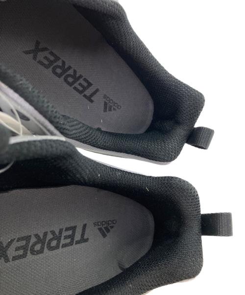 adidas（アディダス）adidas (アディダス) TERREX AX2R スニーカー グレー サイズ:SIZE 27.5cmの古着・服飾アイテム