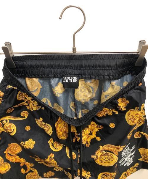 VERSACE JEANS COUTURE（ヴェルサーチ ジーンズクチュール）VERSACE JEANS COUTURE (ヴェルサーチ ジーンズクチュール) ハーフパンツ ブラック サイズ:SIZE XSの古着・服飾アイテム