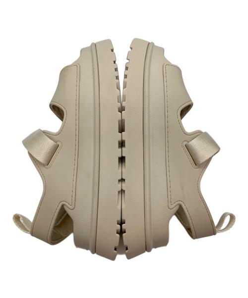 UGG（アグ）UGG (アグ) GoldenGlow ベルトサンダル ベージュ サイズ:SIZE 25cmの古着・服飾アイテム