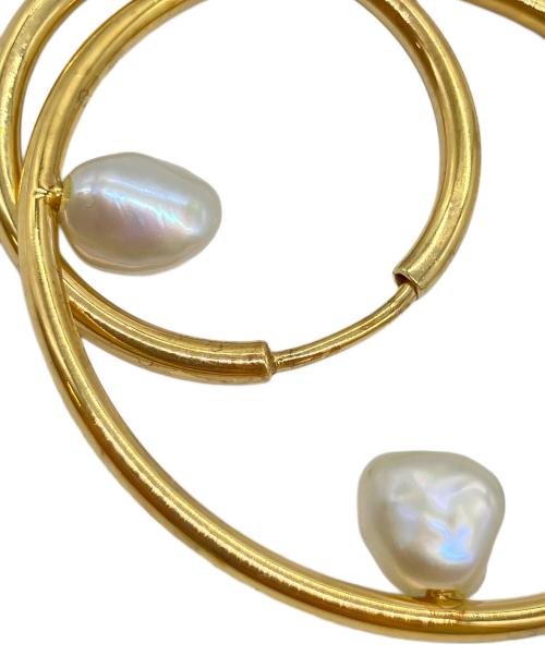 MARIA BLACK（マリアブラック）MARIA BLACK (マリアブラック) ピアス ゴールドの古着・服飾アイテム