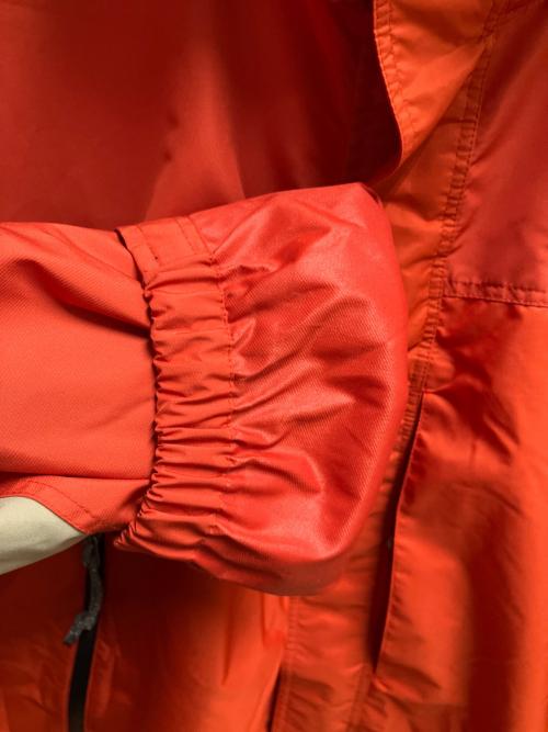 Patagonia（パタゴニア）Patagonia (パタゴニア) エッセンシェルジャケット レッド サイズ:SIZE Lの古着・服飾アイテム