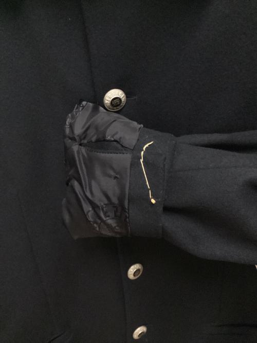 VERSACE CLASSIC（ヴェルサーチクラシック）VERSACE CLASSIC (ヴェルサーチクラシック) ウール混コート ブラック サイズ:SIZE 46の古着・服飾アイテム