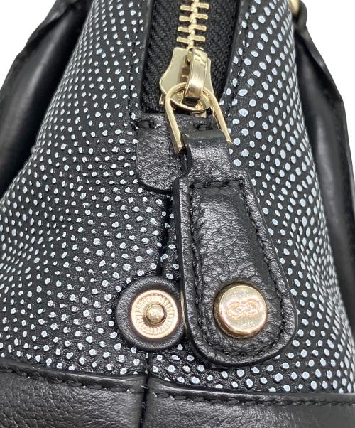 COLE HAAN（コールハーン）COLE HAAN (コールハーン) MILENA SMALL SATCHEL（ミレーナスモールサッチェル） ブラックの古着・服飾アイテム