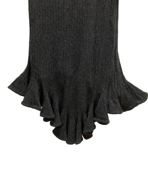 JILL STUART（ジルスチュアート）JILL STUART (ジルスチュアート) YOUN A (ヨンア) フリルヘムニットドレス ニットワンピース グレー サイズ:SIZE 2の古着・服飾アイテム