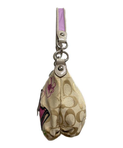 COACH（コーチ）COACH (コーチ) シグネチャー　ポピー　ワンショルダーバッグ ベージュの古着・服飾アイテム