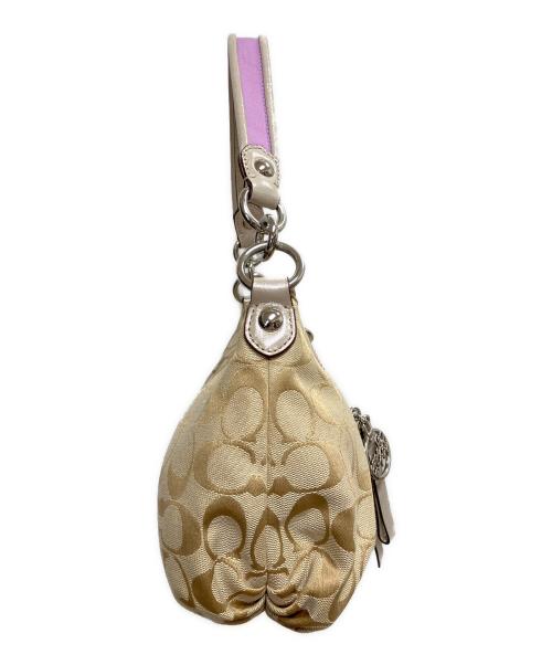 COACH（コーチ）COACH (コーチ) シグネチャー　ポピー　ワンショルダーバッグ ベージュの古着・服飾アイテム