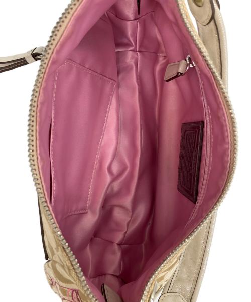 COACH（コーチ）COACH (コーチ) シグネチャー　ポピー　ワンショルダーバッグ ベージュの古着・服飾アイテム