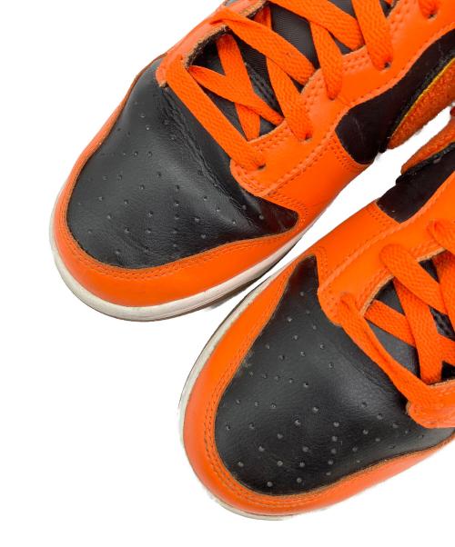 NIKE（ナイキ）NIKE (ナイキ) Dunk High University Chenille Swoosh（ダンク ハイ ユニバーシティ シェニールスウッシュ） ブラック×オレンジ サイズ:SIZE 28.5cmの古着・服飾アイテム