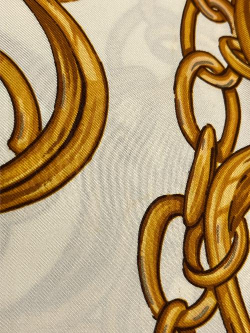 CHANEL（シャネル）CHANEL (シャネル) シルクスカーフ ベージュの古着・服飾アイテム