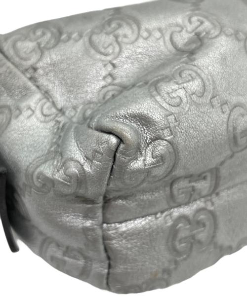 GUCCI（グッチ）GUCCI (グッチ) GG コスメポーチ シルバーの古着・服飾アイテム