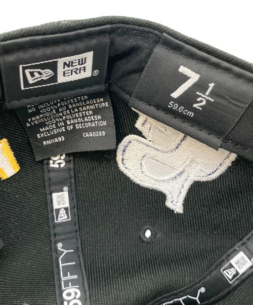 New Era（ニューエラ）New Era (ニューエラ) stussy (ステューシー) キャップ ブラック サイズ:7 1/2（59.6cm）の古着・服飾アイテム