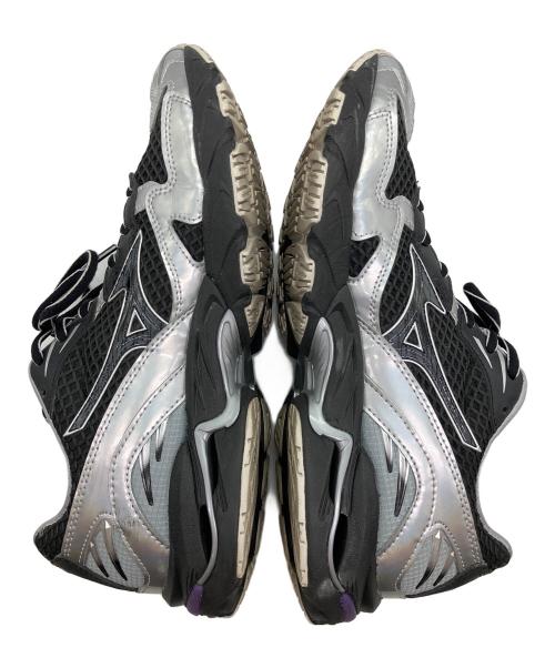 MIZUNO（ミズノ）MIZUNO (ミズノ) WAVE RIDER 10（ウェーブライダー10） シルバー×ブラック サイズ:SIZE 26cmの古着・服飾アイテム
