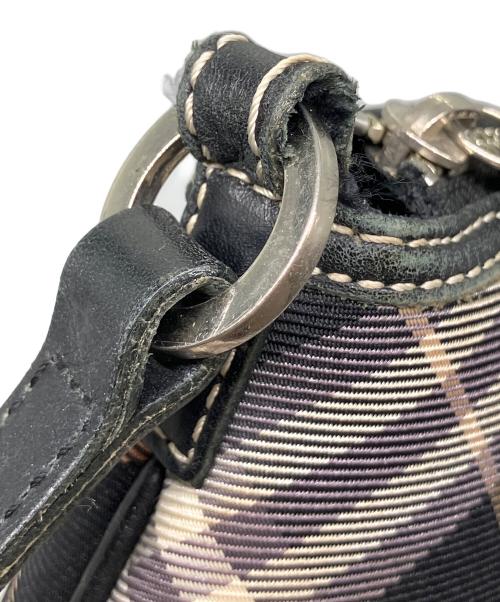 BURBERRY BLUE LABEL（バーバリー ブルー レーベル）BURBERRY BLUE LABEL (バーバリーロンドンブルーレーベル) ノバチェックショルダーバッグ ブラック×ベージュの古着・服飾アイテム